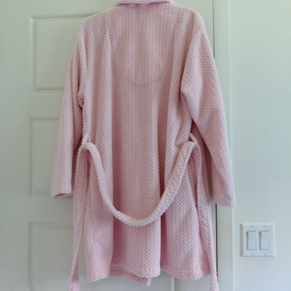 Jaclyn Intimates,New Robe - Picture 2 of 6